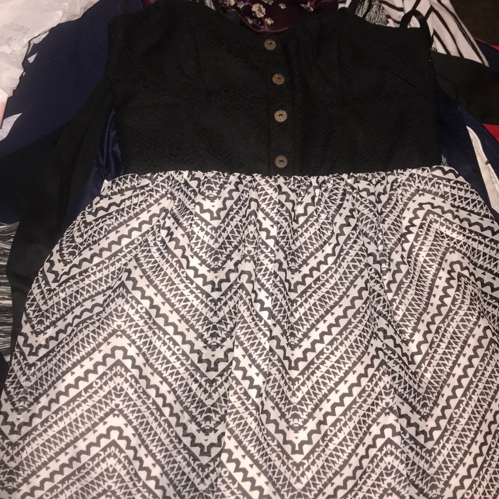 Sleeveless short dress